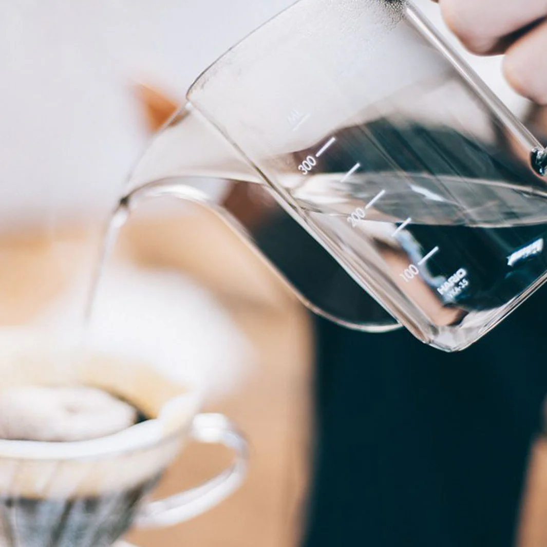HARIO hellekanne Drip Kettle Air - Image 3
