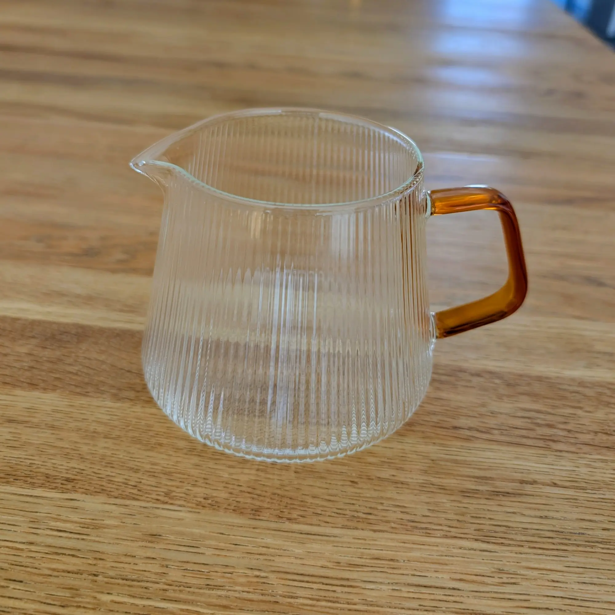 Typica Serveringskanne i Rillet Glass (600 ml) - Image 2